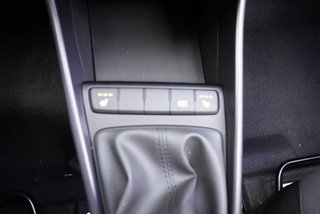 Hyundai i20 1,2 79PS Navi/Winterp/Kamera/Temp/Pdc  ** - bilder 20