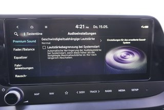 Hyundai i20 1,2 79PS Navi/Winterp/Kamera/Temp/Pdc  ** - bilder 31