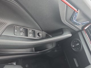 Skoda Kamiq Monte Carlo 1,5TSI DSG AHK/Matrix/Kessy/el.Klappe  ** - foto 24