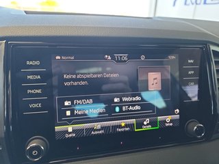 Skoda Karoq Sportline 2,0TDI DSG 4x4 Pano/4*J.Gar/aAHK/Navi    ** - bilder 28