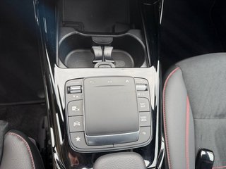 Mercedes-Benz AMG CLA 35 4Matic  AHK/LED/Navi - foto 20