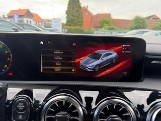 Mercedes-Benz AMG CLA 35 4Matic  AHK/LED/Navi - foto 22