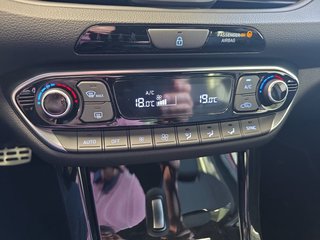 Hyundai i30 N-Line 1.6 T-GDI 7DCT Keyless/LED/Navi/Winterp.  ** - bilder 18
