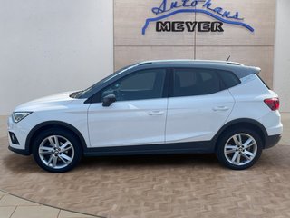SEAT Arona 1.5TSI FR AHK/LED/Navi - bilder 2