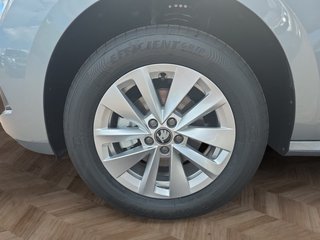 Skoda Kamiq Selection 1,0TSI 115PS Kessy/Kamera/Temp/2-Z.Klimaaut.  ** - foto 9