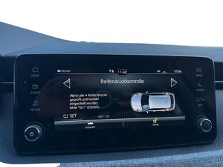 Skoda Kamiq Selection 1,5TSI DSG Kamera/LED/Kessy/Winterp.  ** - bilder 33