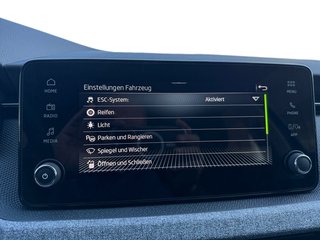 Skoda Kamiq Selection 1,5TSI DSG Kamera/LED/Kessy/Winterp.  ** - bilder 34