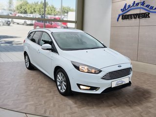 Ford Focus 1.0 EcoBoost Titanium Navi/ACC/el.AHK/Winterp. - foto 2