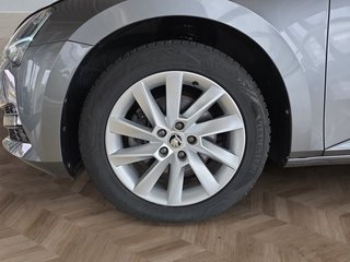 Skoda Superb Combi 1,5TSI DSG Navi/Kamera/el.Klappe/Kessy         ** - bilder 9