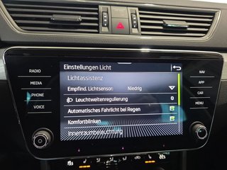 Skoda Superb Combi 1,5TSI DSG Navi/Kamera/el.Klappe/Kessy         ** - bilder 32