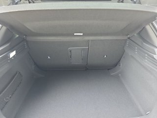 Peugeot 308 GT Hybrid 145 Matrix/18*Alu/Navi/Kamera  ** - foto 12