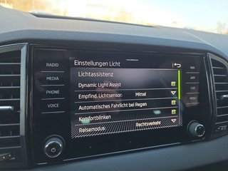 Skoda Karoq Sportline 1,5TSI DSG 4*J.Gar/Pano/aAHK/Matrix/Navi    ** - bilder 37