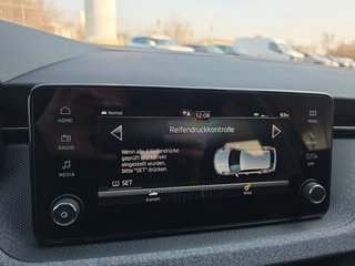 Skoda Kamiq Selection 1,5TSI DSG AHK/Kamera/LED/Kessy/Winterp.  ** - foto 37