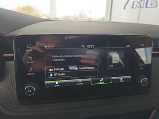 Skoda Kamiq Monte Carlo 1,5TSI DSG AHK/Matrix/el.Klappe         ** - foto 25