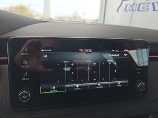 Skoda Kamiq Monte Carlo 1,5TSI DSG AHK/Matrix/el.Klappe         ** - foto 41