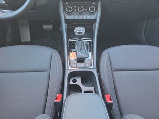 Skoda Karoq 1,5TSI DSG 4*J.Gar/aAHK/Kamera/Kessy/Winterp.  ** - bilder 6