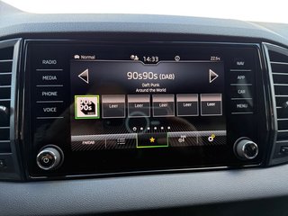 Skoda Karoq Sportline 1,5TSI DSG aAHK/ACC/Matrix/Navi/el.Klappe   ** - bilder 22