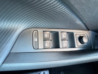 Skoda Kamiq Monte Carlo 1,5TSI DSG 4*J.Gar/18*Alu/el.Klappe  ** - bilder 18