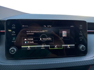 Skoda Kamiq Monte Carlo 1,5TSI DSG 4*J.Gar/18*Alu/el.Klappe  ** - bilder 23