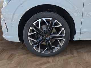 CUPRA Terramar VZ 2,0TSI 265PS 5*J.Gar/AHK/Pano/Matrix   ** - bilder 9