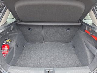 Skoda Kamiq Selection 1,5TSI DSG AHK/Kamera/LED/Kessy/Winterp. - bilder 13