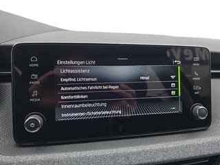 Skoda Kamiq Selection 1,5TSI DSG AHK/Kamera/LED/Kessy/Winterp. - bilder 35