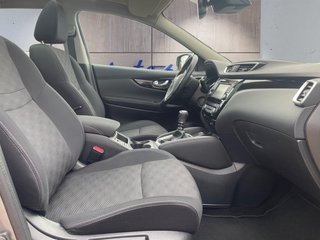 Nissan Qashqai 1.2 DIG-T N-Connecta AHK/Navi/Pano - foto 10