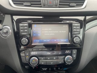 Nissan Qashqai 1.2 DIG-T N-Connecta AHK/Navi/Pano - foto 17
