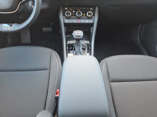 Skoda Karoq 1,5TSI DSG aAHK/Navi/Kamera/LED/ACC/Winterp.   ** - bilder 7