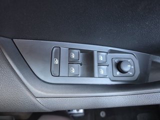 Skoda Karoq 1,5TSI DSG aAHK/Navi/Kamera/LED/ACC/Winterp.   ** - bilder 19