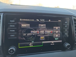 Skoda Karoq 1,5TSI DSG aAHK/Navi/Kamera/LED/ACC/Winterp.   ** - bilder 43