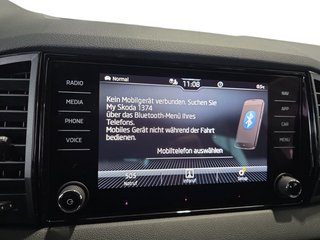 Skoda Karoq Sportline 1,5TSI DSG 4*J.Gar/aAHK/Matrix/Navi  ** - bilder 27