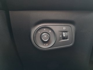 MG ZS Luxury 1,5 Hybrid+ 197PS 18*Alu/LED/Navi/Leder/Kamera   ** - foto 14
