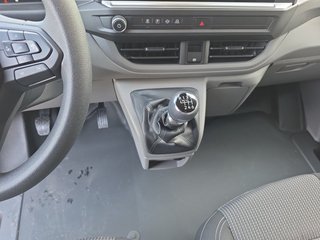 Volkswagen T7 2,0TDI 150PS Voll-LED/AHK/Kamera/Temp. ** - bilder 7