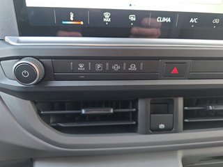 Volkswagen T7 2,0TDI 150PS Voll-LED/AHK/Kamera/Temp. ** - bilder 19