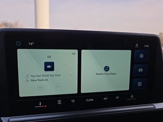 Volkswagen T7 2,0TDI 150PS Voll-LED/AHK/Kamera/Temp. ** - bilder 20