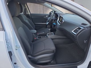 Kia Ceed 1,5 T-GDI 16*Alu/Navi/Kamera/Winterp/Temp.  ** - bilder 12