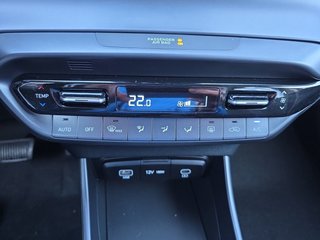 Hyundai i20 1.0 T-GDI 7DCT Navi/Kamera/LED/Winterp.  ** - bilder 19