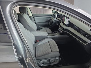 Skoda Superb Combi 2,0TDI DSG Navi/DCC/ACC/Kamera/Sitzhz.   ** - bilder 11