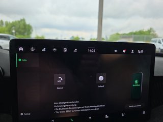 Skoda Superb Combi 2,0TDI DSG Navi/DCC/ACC/Kamera/Sitzhz.   ** - bilder 21