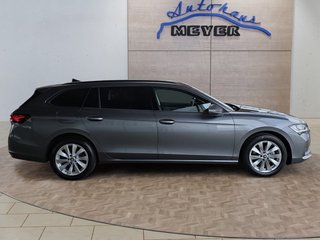 Skoda Superb Combi 2,0TDI DSG Navi/DCC/ACC/Kamera/Sitzhz.   ** - bilder 1