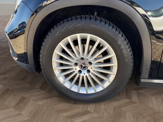 Mercedes-Benz GLA 180 Navi/Winterpaket - foto 9