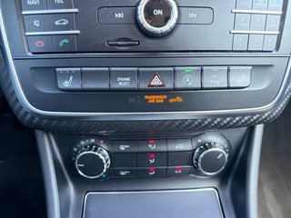 Mercedes-Benz GLA 180 Navi/Winterpaket - foto 19