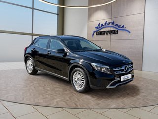 Mercedes-Benz GLA 180 Navi/Winterpaket - foto 2