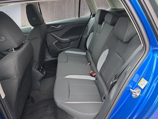 Skoda Kamiq Selection 1,5TSI DSG AHK/Kamera/LED/Kessy/Winterp.  ** - bilder 9