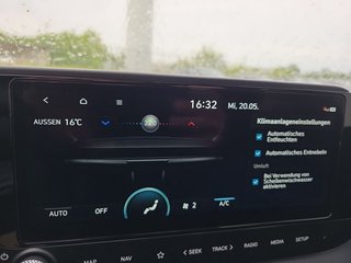 Hyundai i20 Black 1.0 T-GDI Navi/Kamera/LED/Winterp.  ** - foto 37