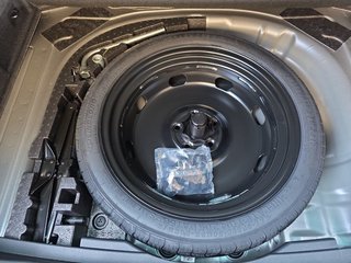 CUPRA Ateca 1,5TSI DSG 5*J.Gar/AHK/Leder/ACC/Navi/el.Klappe ** - bilder 15