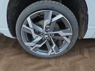 Skoda Karoq Sportline 1,5TSI DSG 4*J.Gar/Pano/aAHK/Matrix/Navi    ** - bilder 11