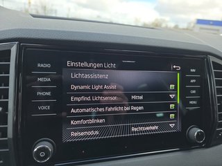 Skoda Karoq Sportline 1,5TSI DSG 4*J.Gar/Pano/aAHK/Matrix/Navi    ** - bilder 38