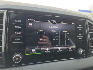 Skoda Karoq Sportline 1,5TSI DSG 4*J.Gar/Pano/aAHK/Matrix/Navi    ** - bilder 45